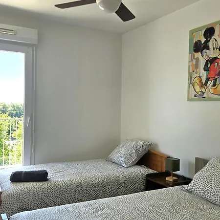 Grand Magic Dreams Μοντεβρέν